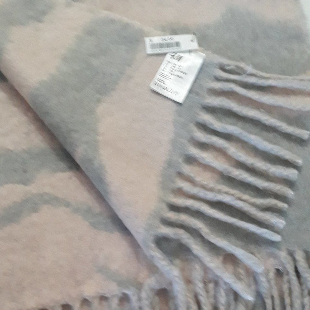 H&M Large Scarf